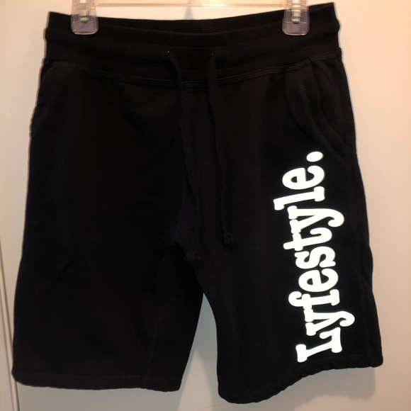 Lyfestylenyc shorts lime green 3M - Picture 2 of 4